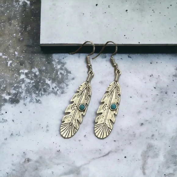 Bohemian Silver Feather Dangle Earrings - Picture 5 of 7